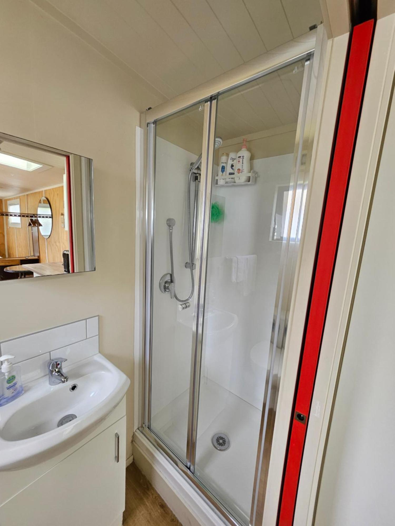 Dunedin Retreat Cabin Экстерьер фото